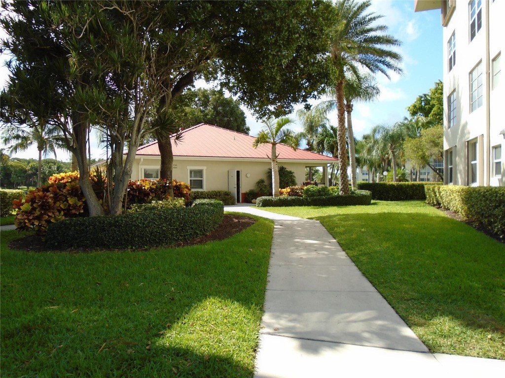PALM-AIRE AT CORAL KEY GA - Residential Lease