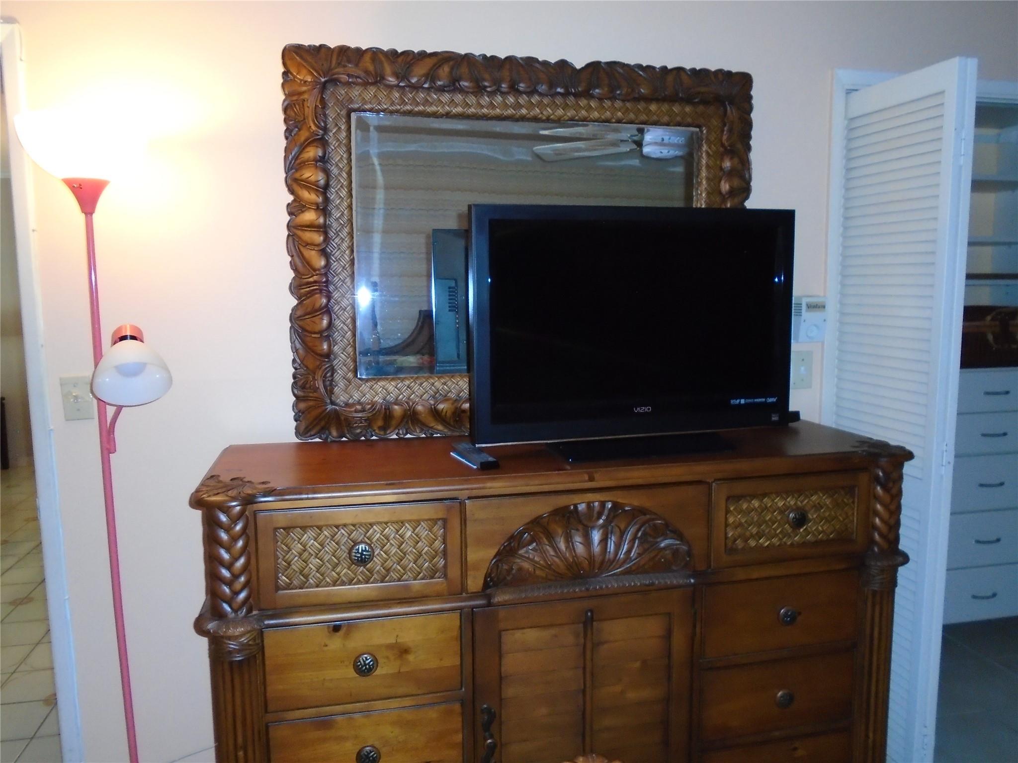 PALM-AIRE AT CORAL KEY GA - Residential Lease