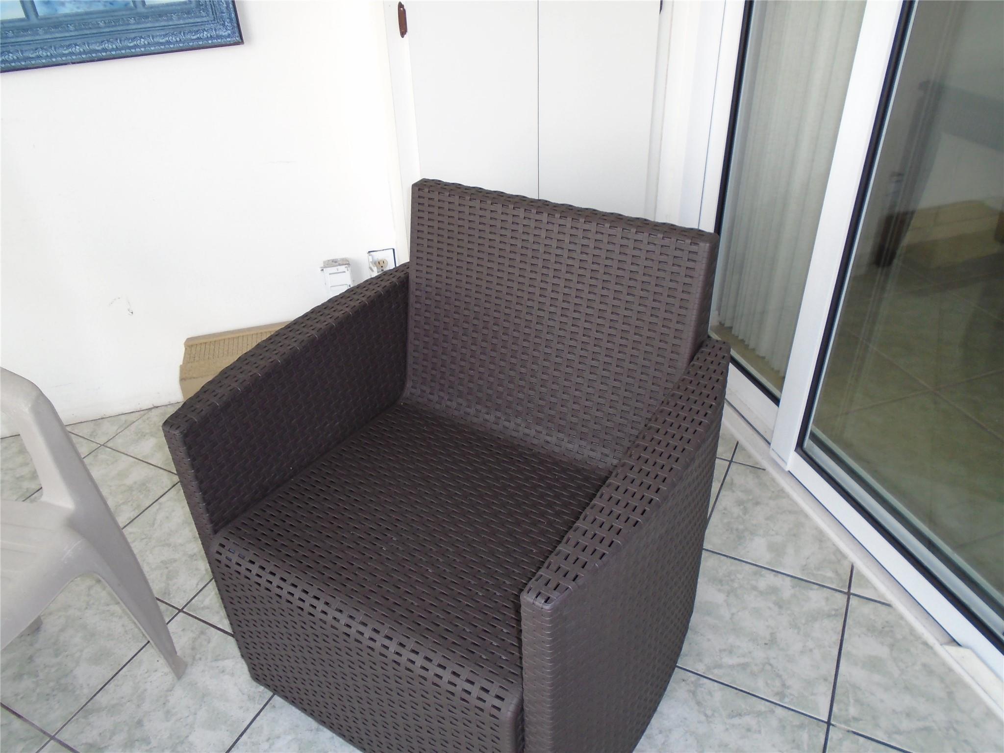 PALM-AIRE AT CORAL KEY GA - Residential Lease