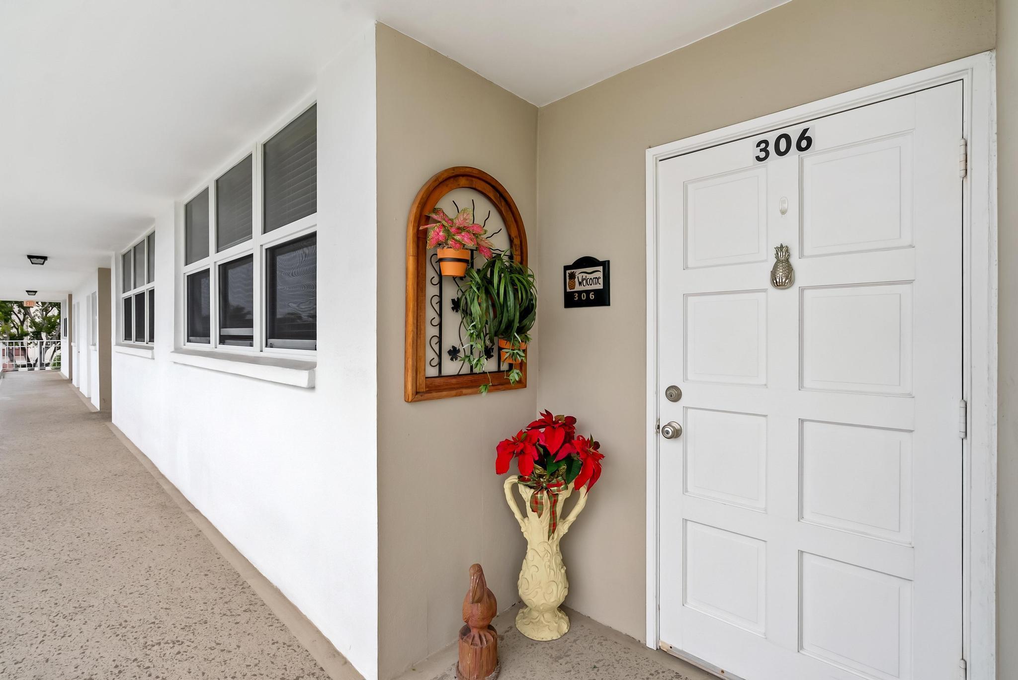 2809 Florida Boulevard 306