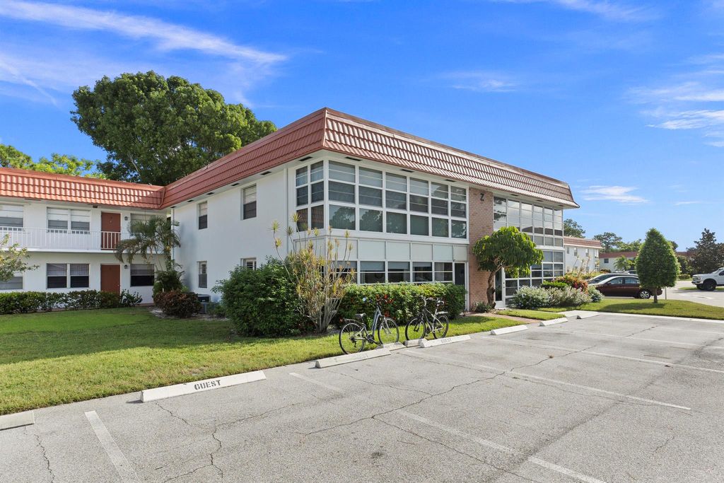 Photo of 2600 SE Ocean Boulevard #Z6, Stuart, FL 34996 (MLS # R10905273)