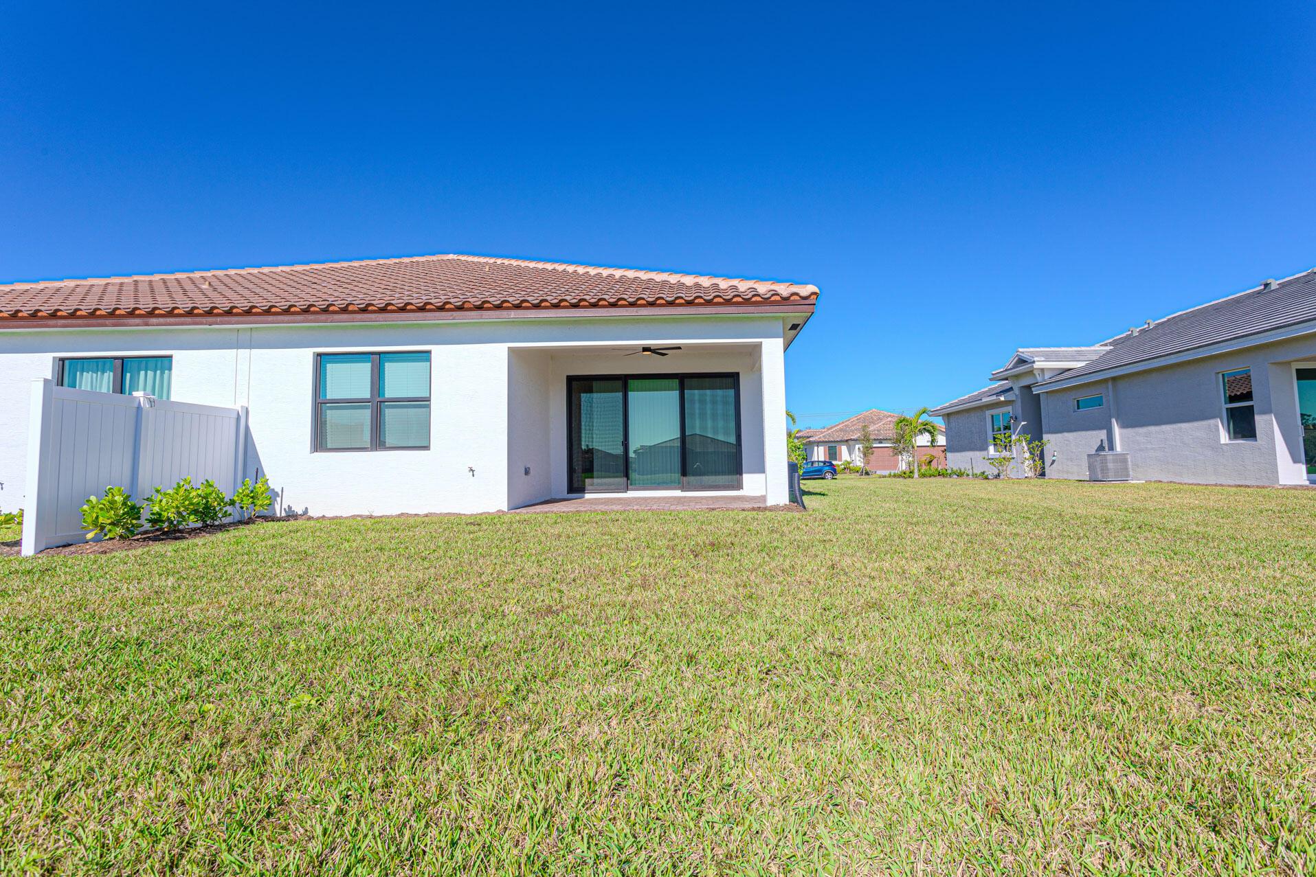 Verano - Residential Lease