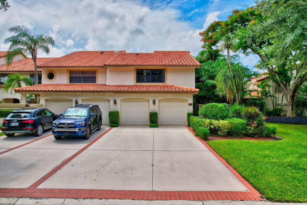 Photo of 7715 La Mirada Drive, Boca Raton, FL 33433 (MLS # R11004843)