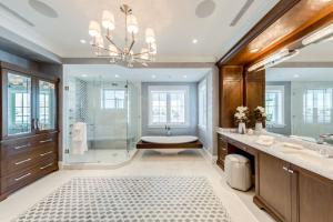 Seven Isles - Residential