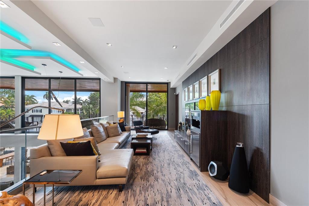 STILWELL ISLES - Residential