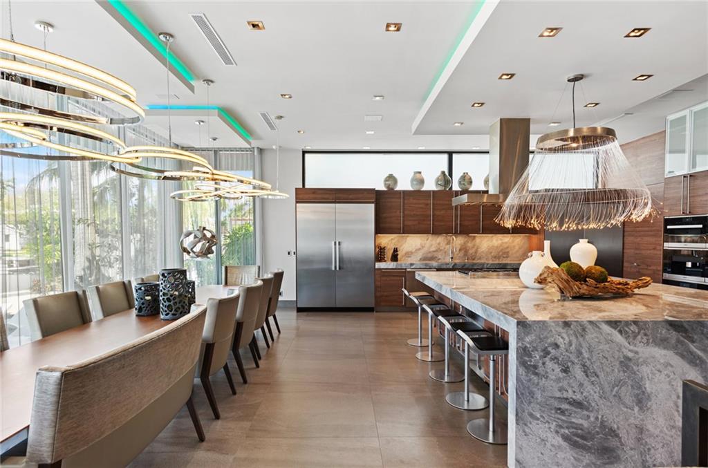 STILWELL ISLES - Residential