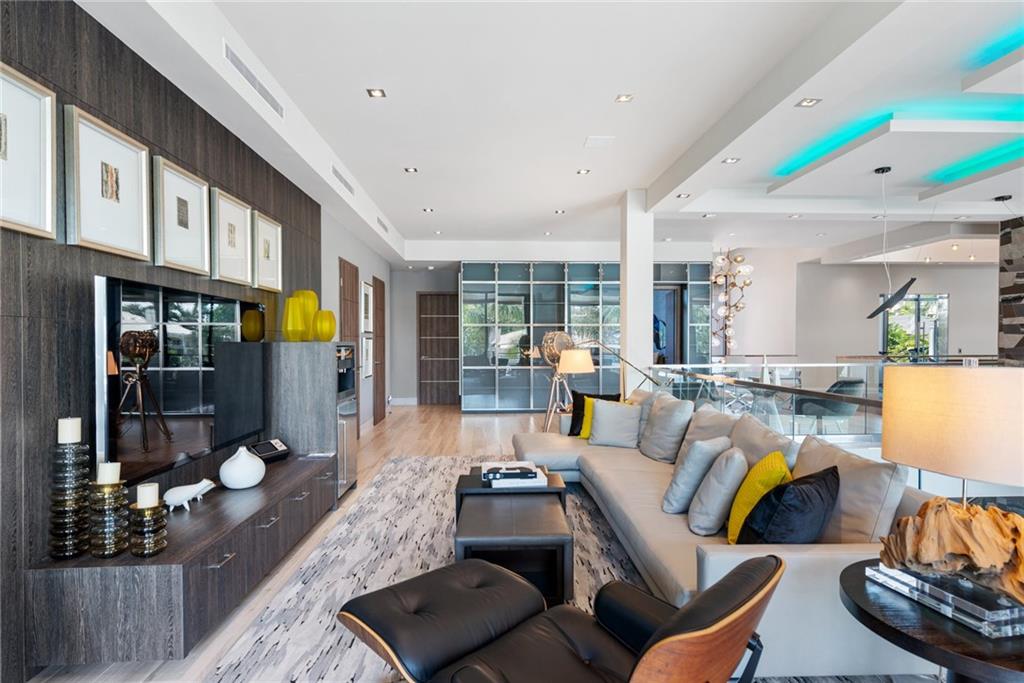 STILWELL ISLES - Residential