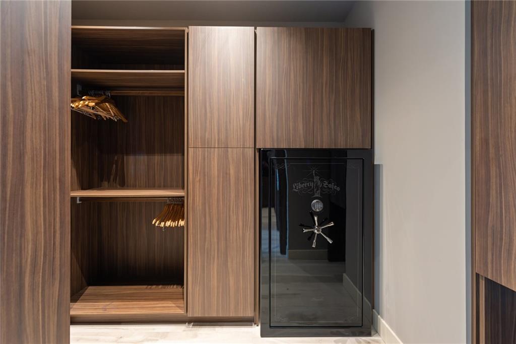 STILWELL ISLES - Residential