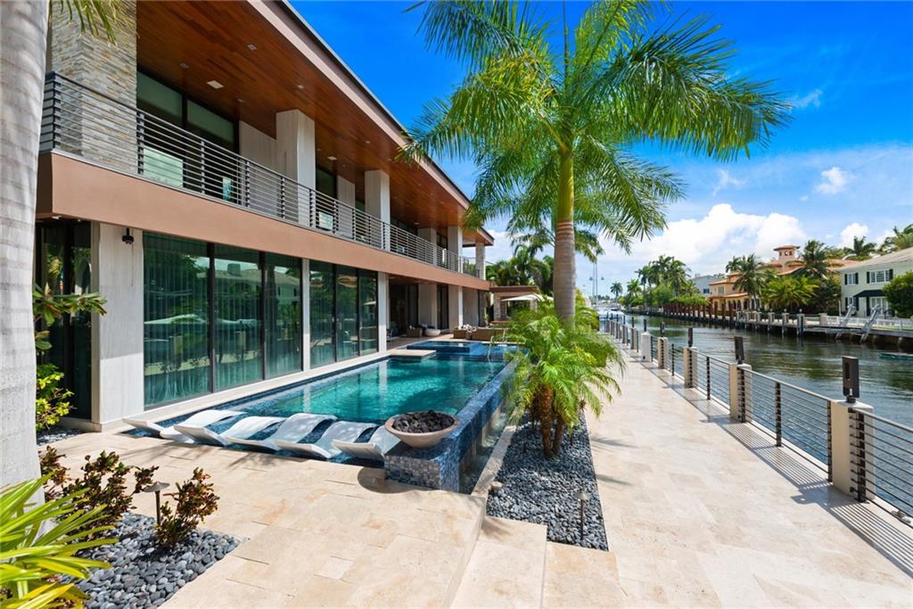 STILWELL ISLES - Residential