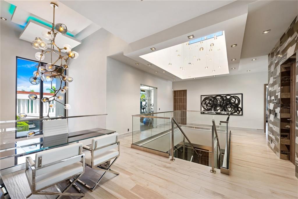 STILWELL ISLES - Residential