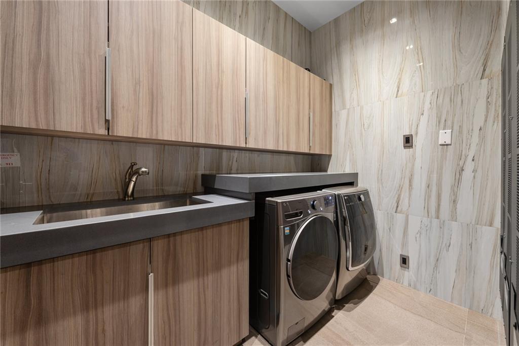 STILWELL ISLES - Residential