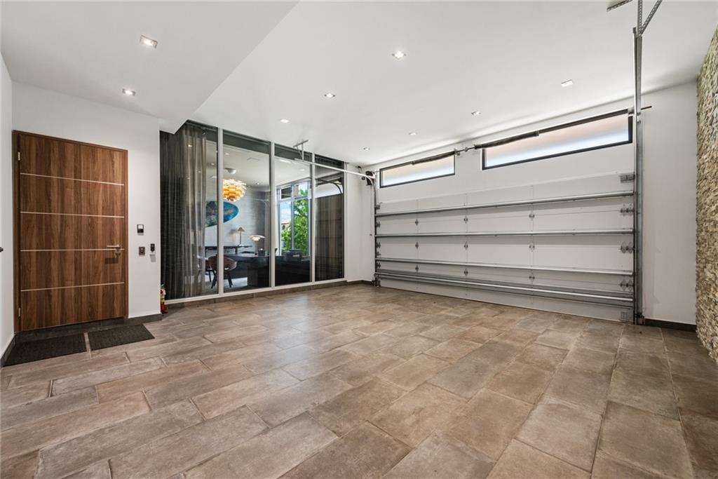 STILWELL ISLES - Residential