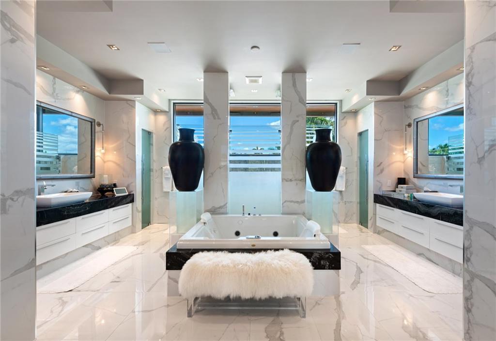 STILWELL ISLES - Residential