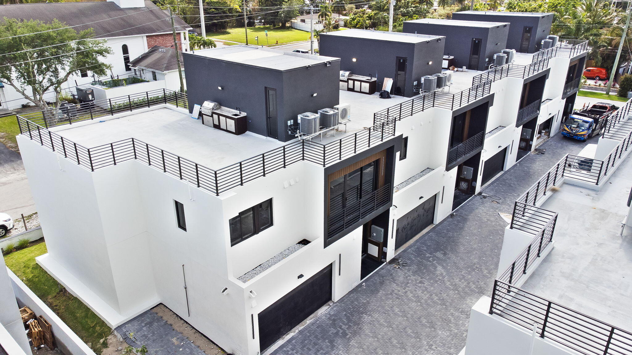 ESMONDA GARDENS - Residential