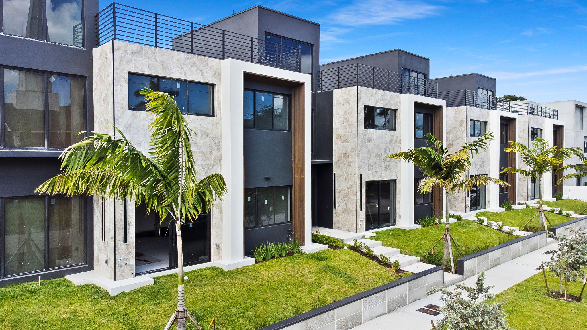 ESMONDA GARDENS - Residential