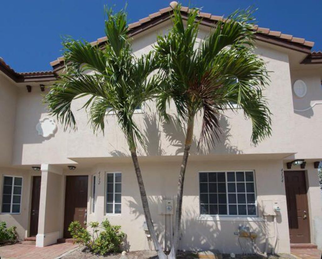 Photo of 4132 Napoli Lake Drive, Palm Beach Gardens, FL 33410 (MLS # R11103679)