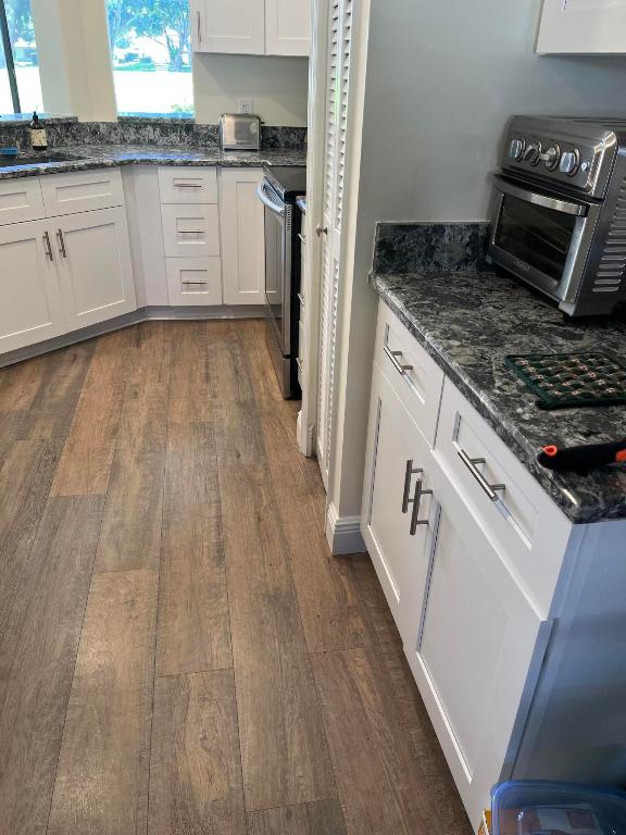 COVES AT PARKWALK CONDO - Residential