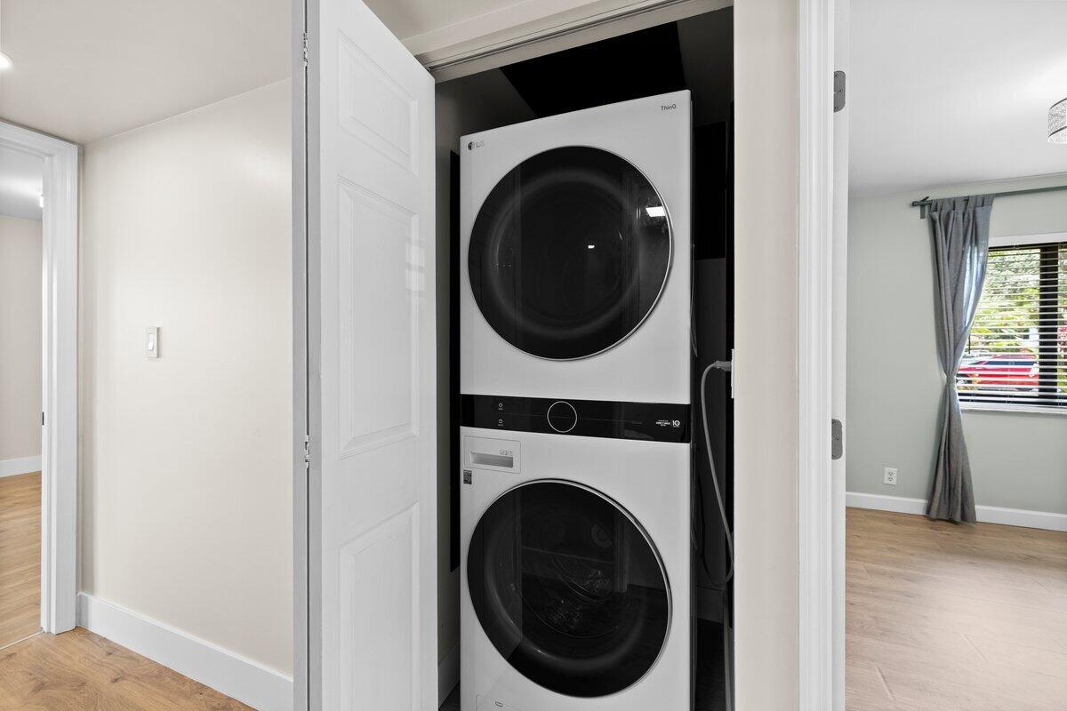 WIMBLEDON AT JACARANDA CONDO - Residential