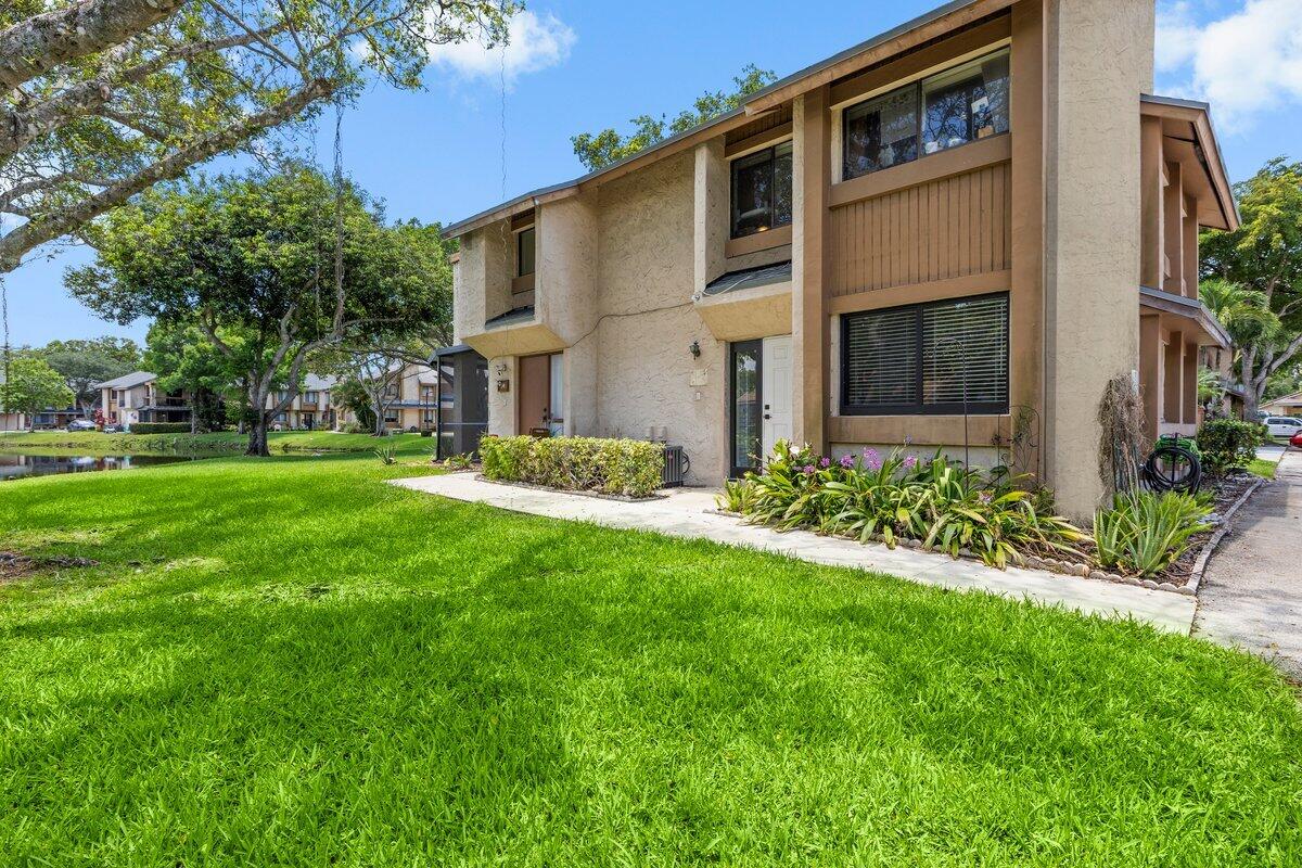 WIMBLEDON AT JACARANDA CONDO - Residential
