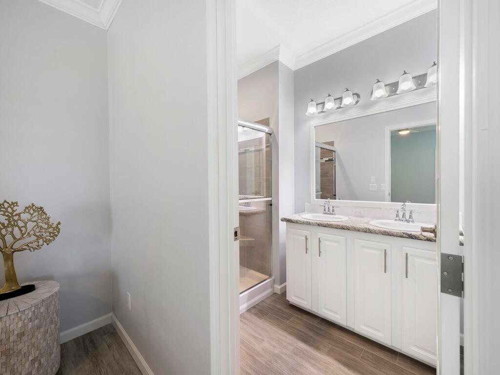 EL CAPITAN SEBASTIAN WATE - Residential