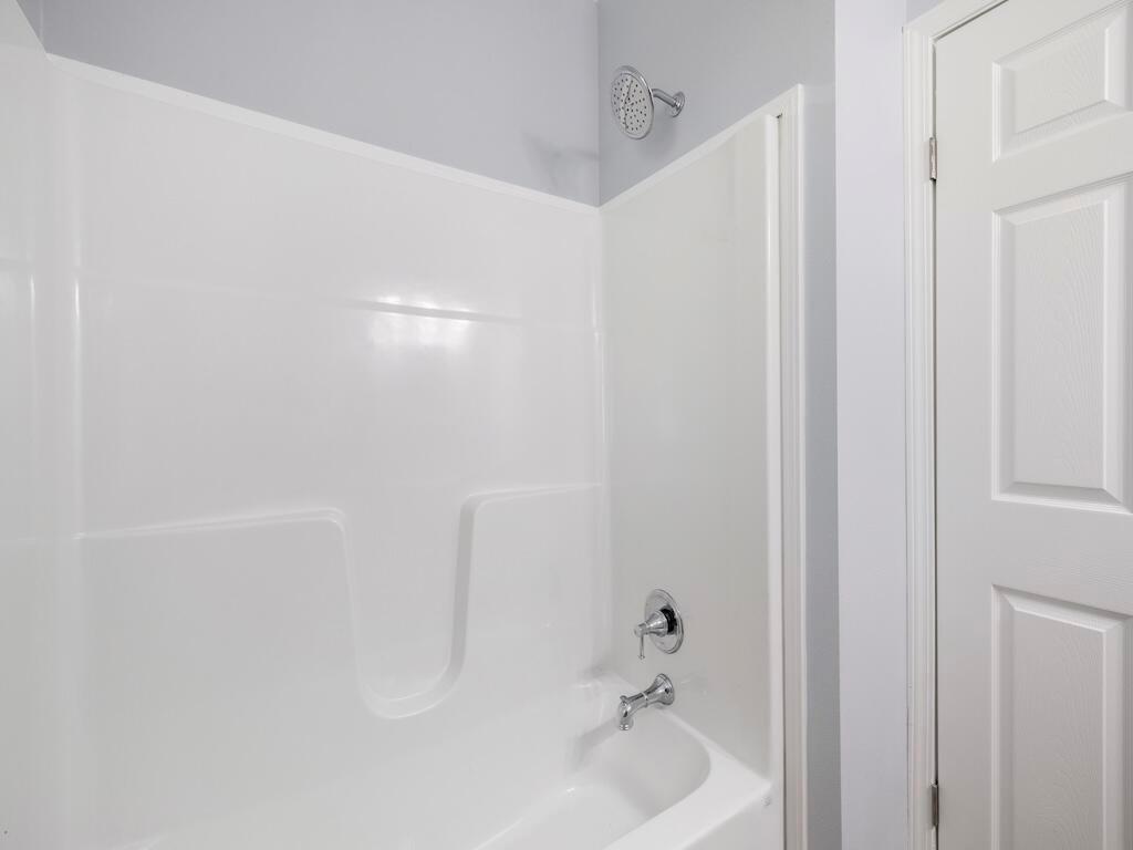 EL CAPITAN SEBASTIAN WATE - Residential