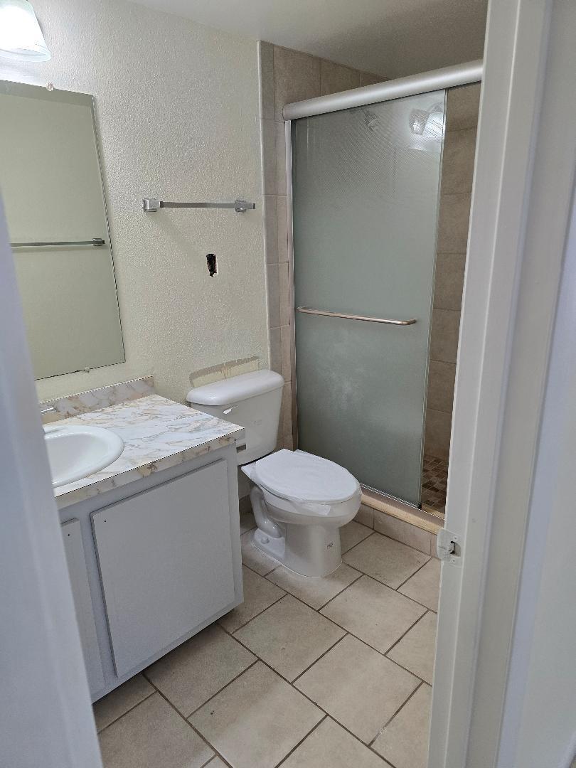 INLET HOUSE CONDOMINIUM - Residential