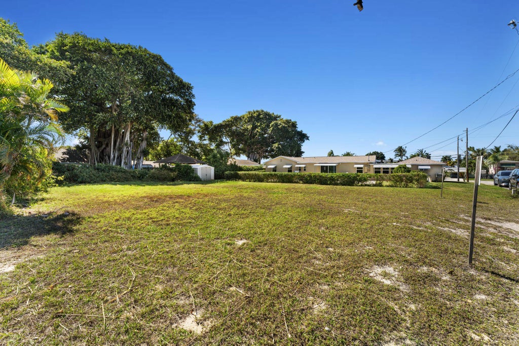 Photo of Xxxx Fittin Court, Lake Worth, FL 33461 (MLS # R11161149)
