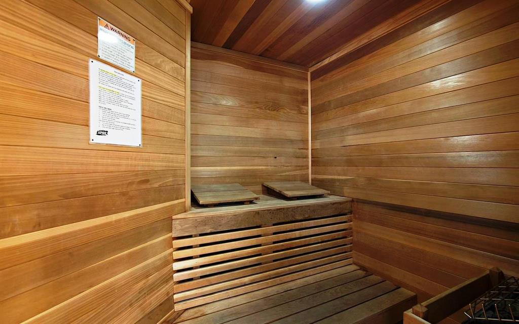 Phoenix Towers - Residential Lease