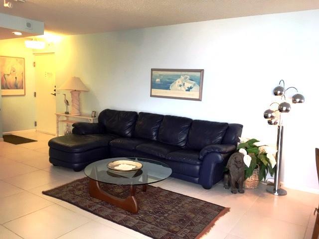 Phoenix Towers - Residential Lease