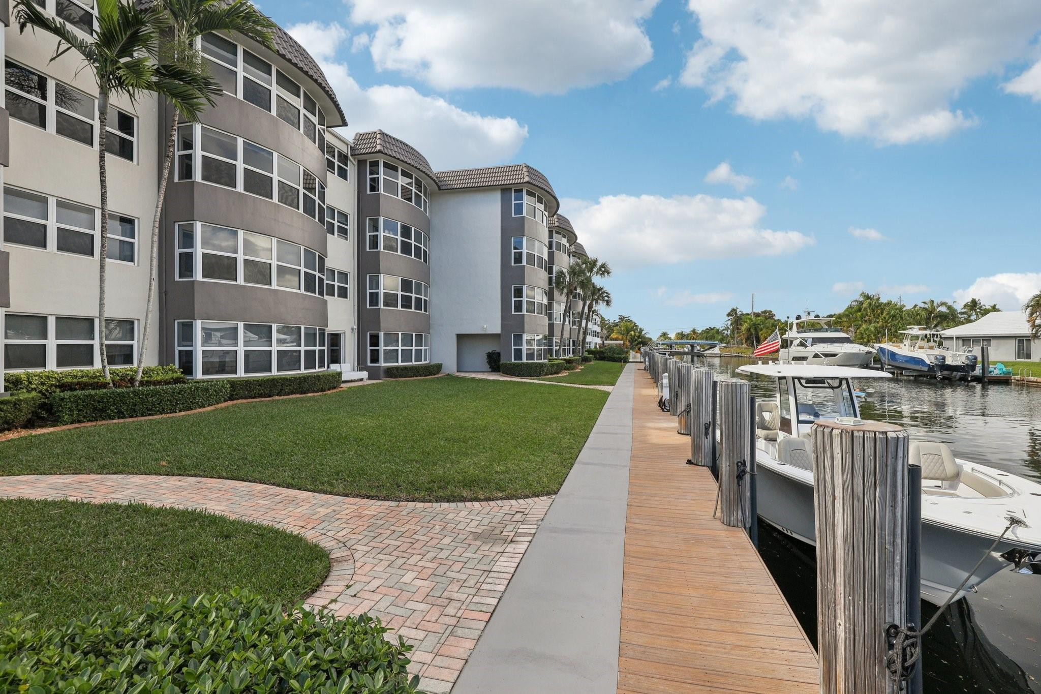 HERITAGE LANDINGS CONDO - Residential