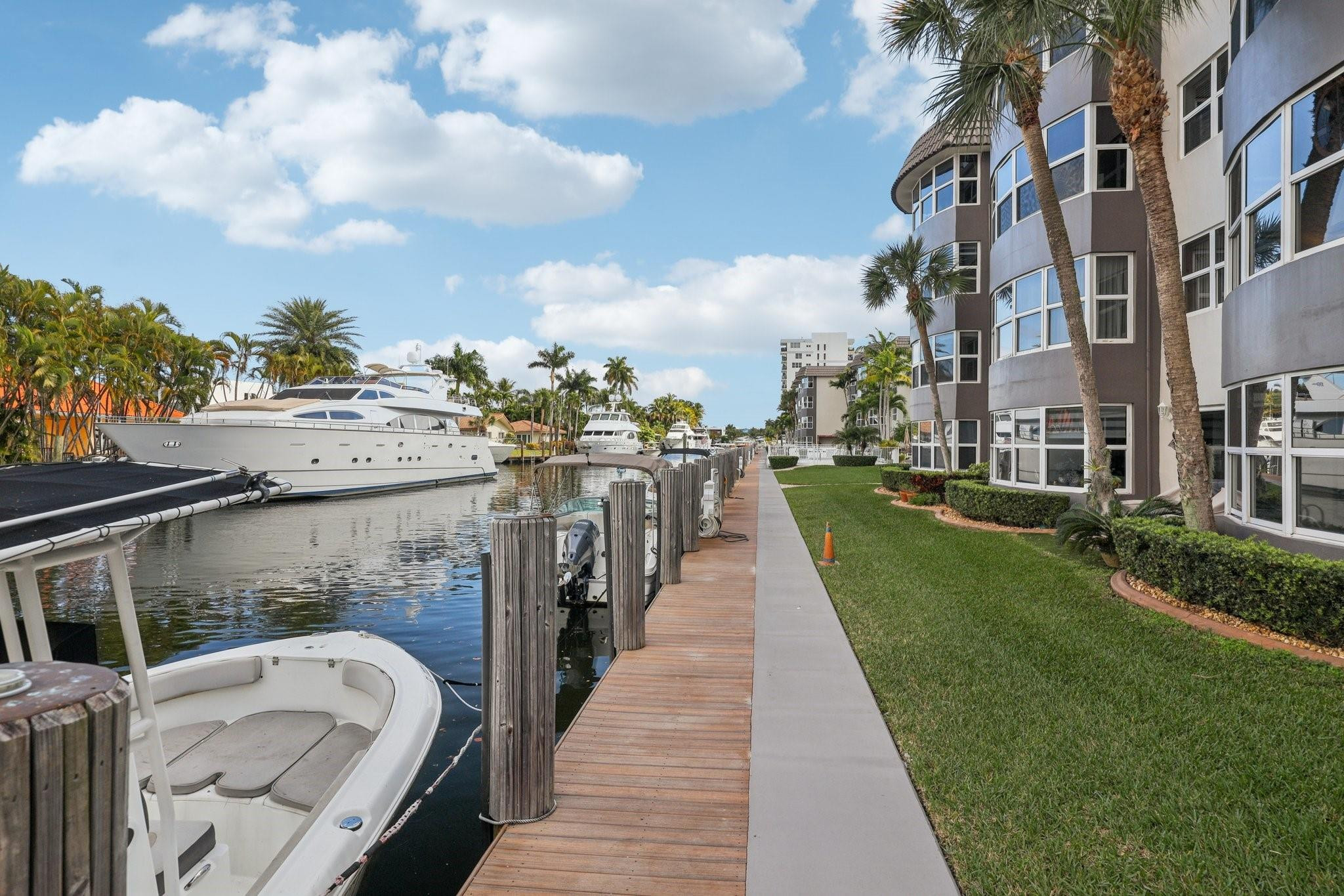 HERITAGE LANDINGS CONDO - Residential