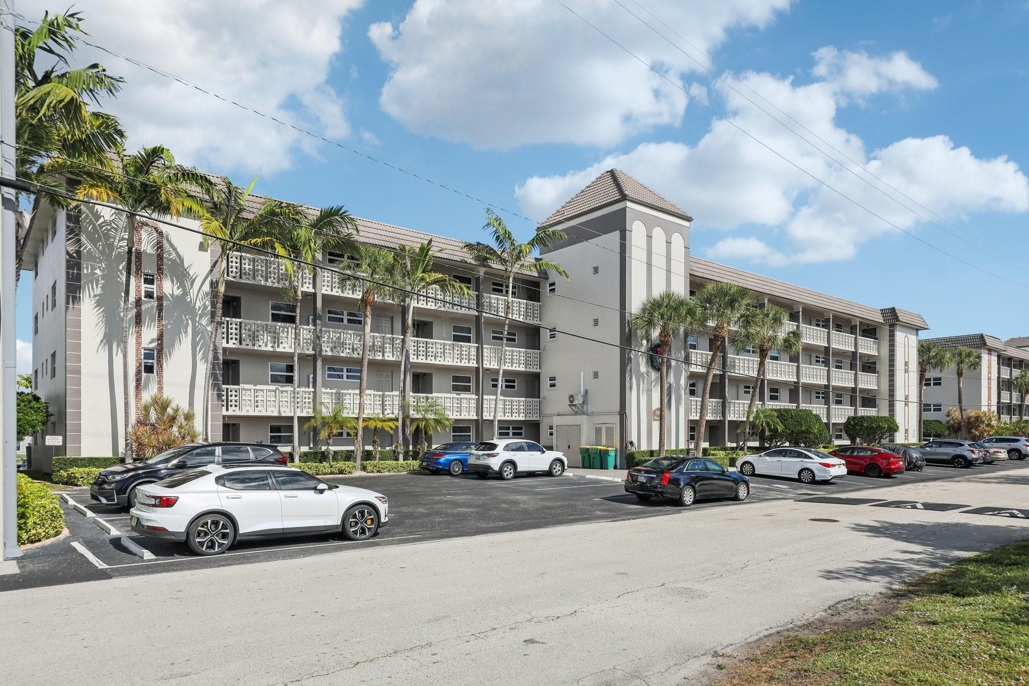 HERITAGE LANDINGS CONDO - Residential