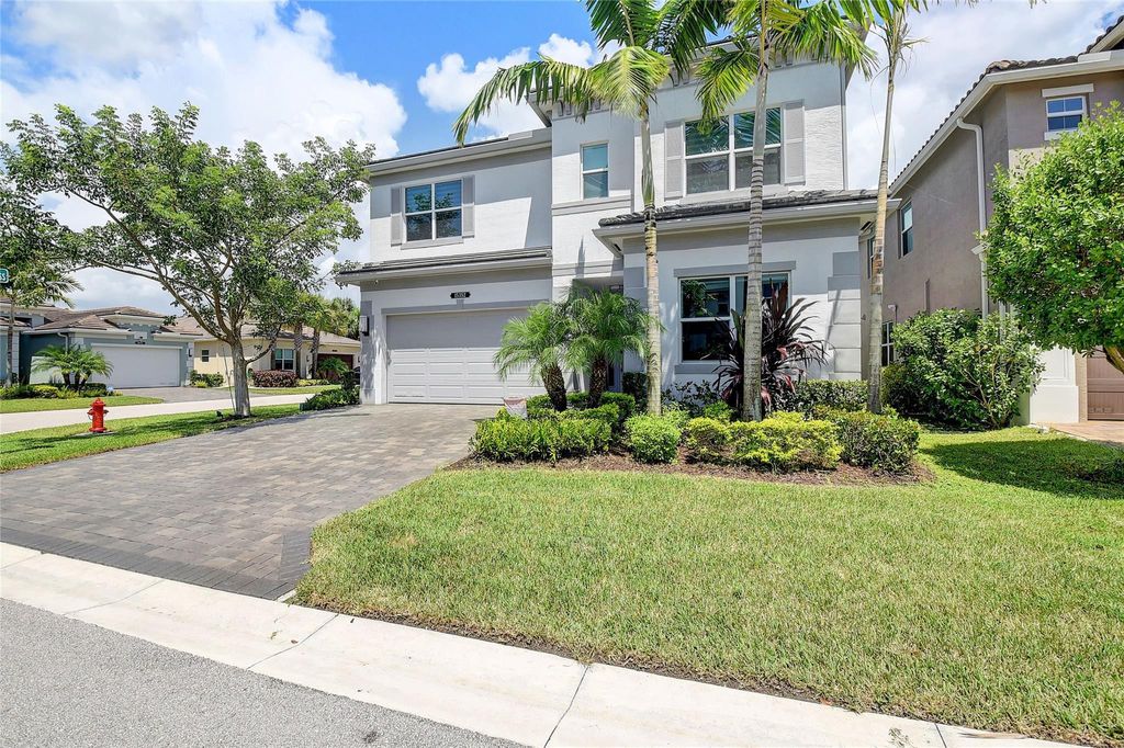 Photo of 15352 Green River Court, Delray Beach, FL 33446 (MLS # F10423473)