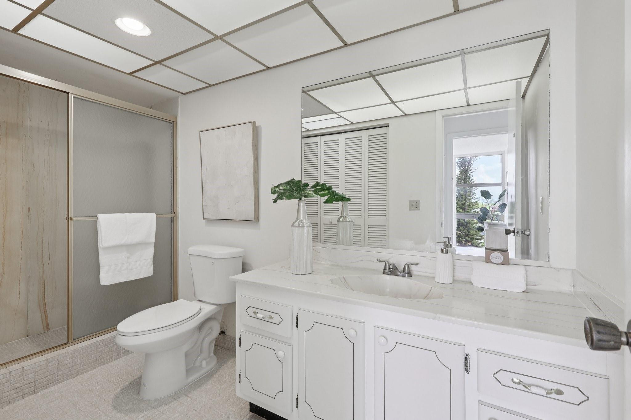 Embassy Tower One - Residential