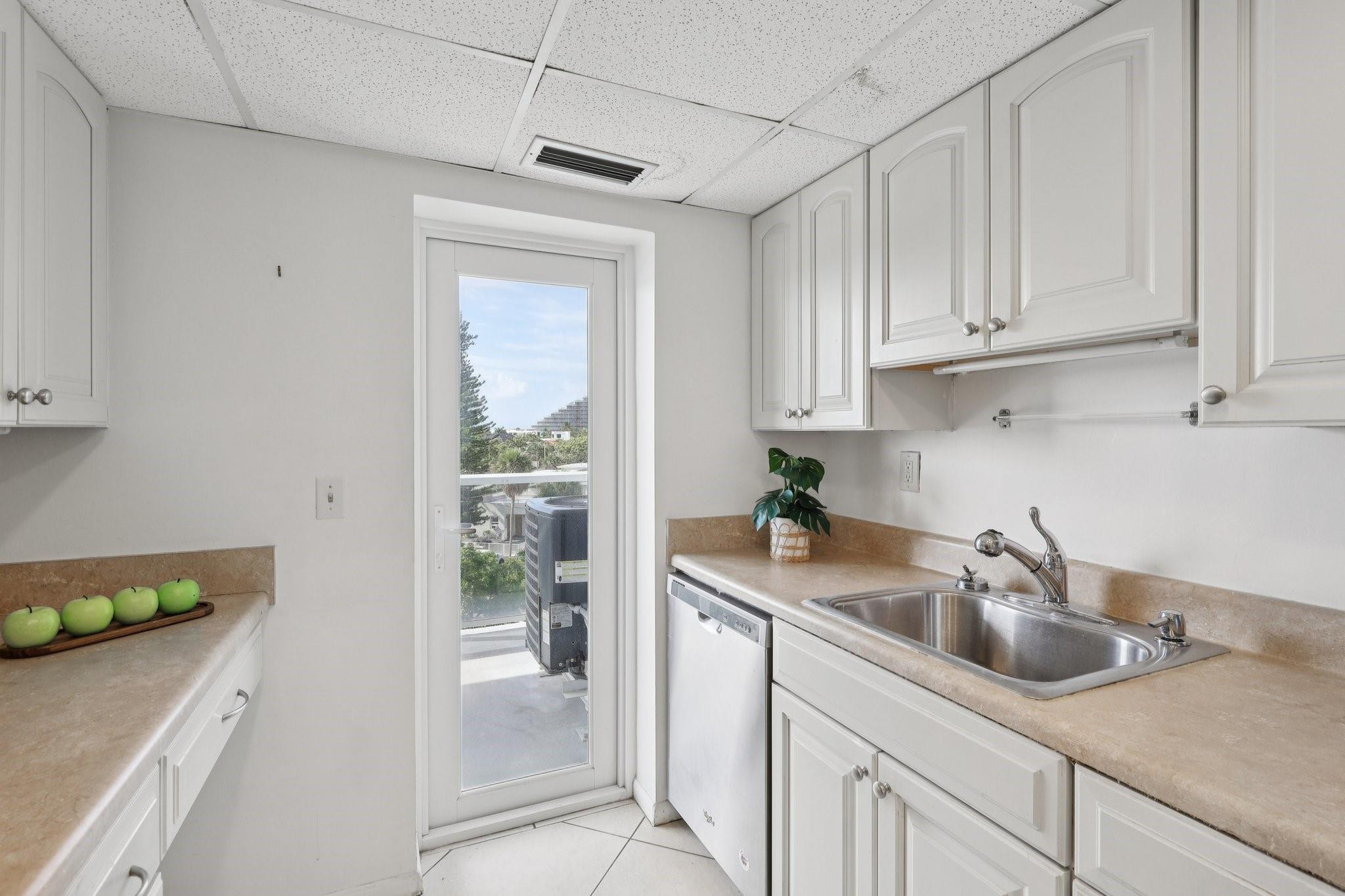 Embassy Tower One - Residential