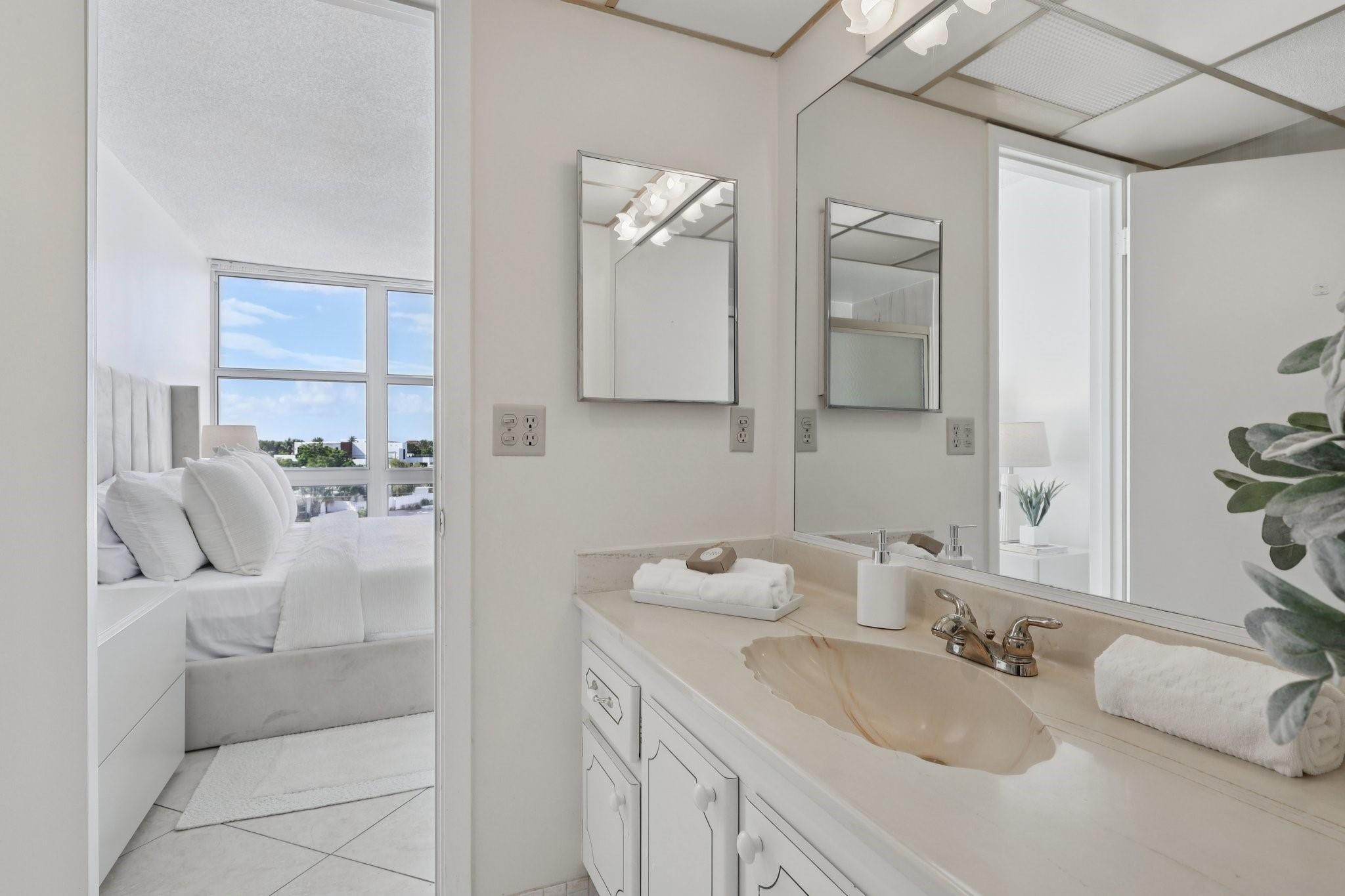 Embassy Tower One - Residential