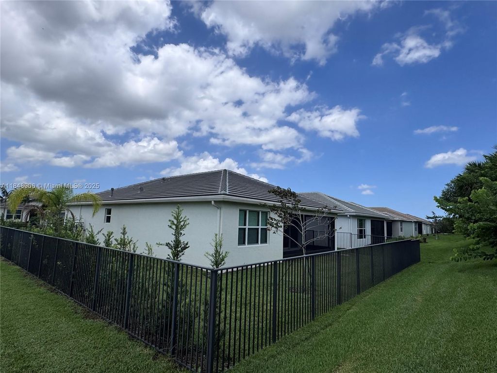 Photo of 12780 SW Clear Water Way, Port St Lucie, FL 34987 (MLS # R11120309)