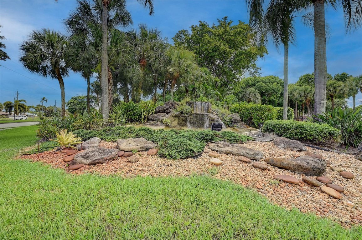 Patios of Boca Barwood - Residential