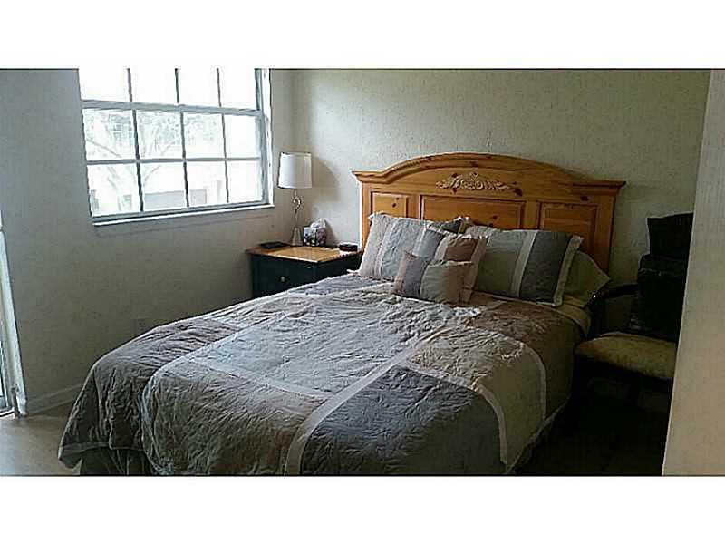 CORAL SUN TOWNHOMES CONDO - Residential