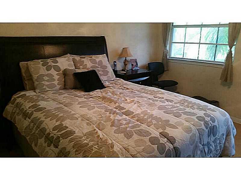 CORAL SUN TOWNHOMES CONDO - Residential