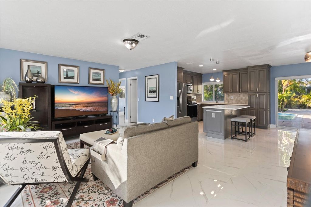 Photo of 11305 NW 38th Street, Coral Springs, FL 33065 (MLS # F10540127)