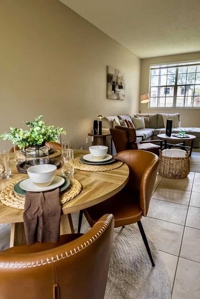 REGENCY LAKES AT COCONUT CREEK - Residential