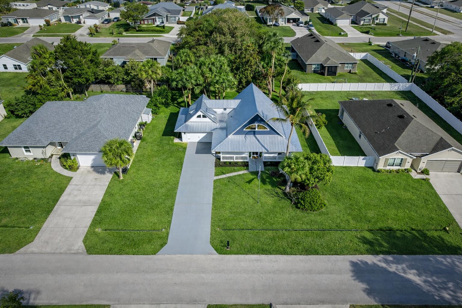 PORT ST LUCIE SECTION 33 - Residential