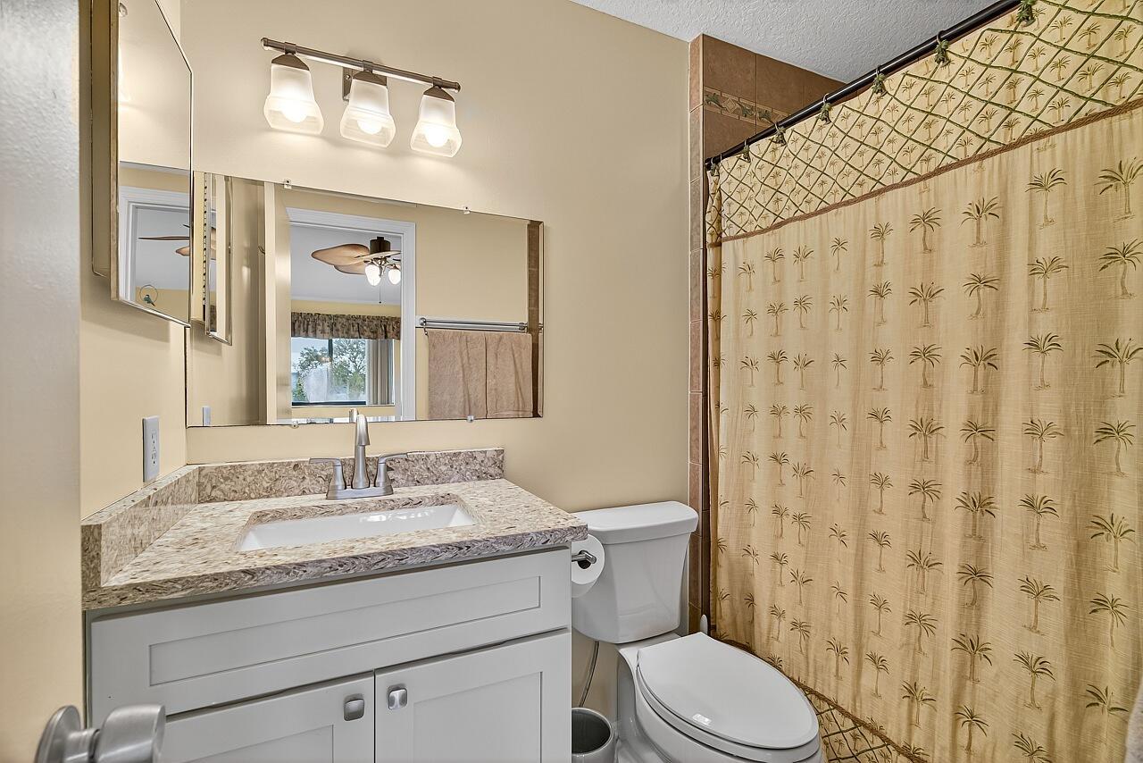 PELICAN POINTE OF SEBASTI - Residential