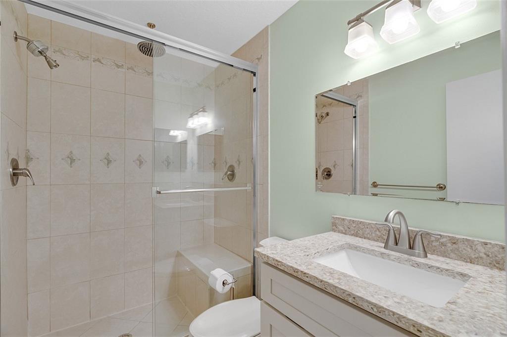 PELICAN POINTE OF SEBASTI - Residential