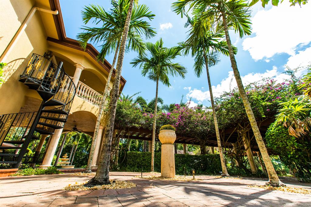 LE LAC 3 - Residential