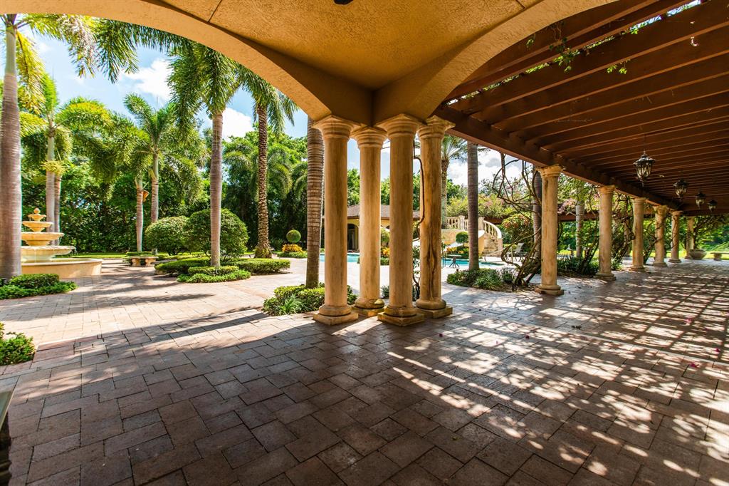 LE LAC 3 - Residential