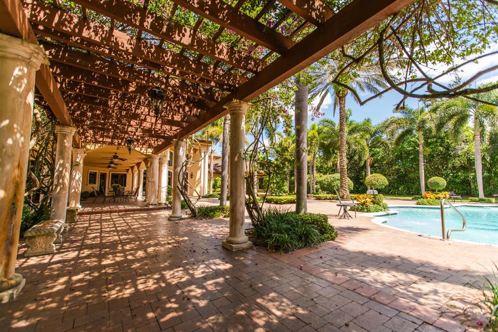 LE LAC 3 - Residential