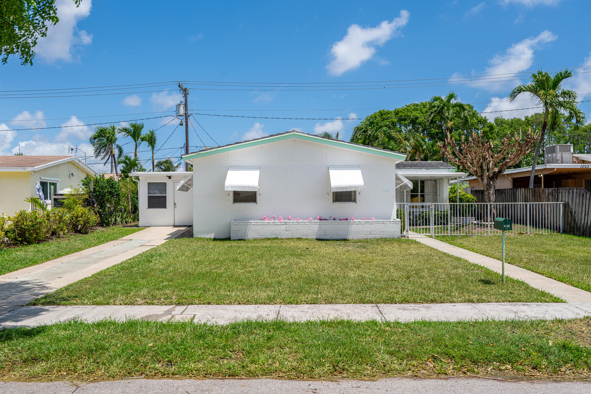 1029 Andrews Road