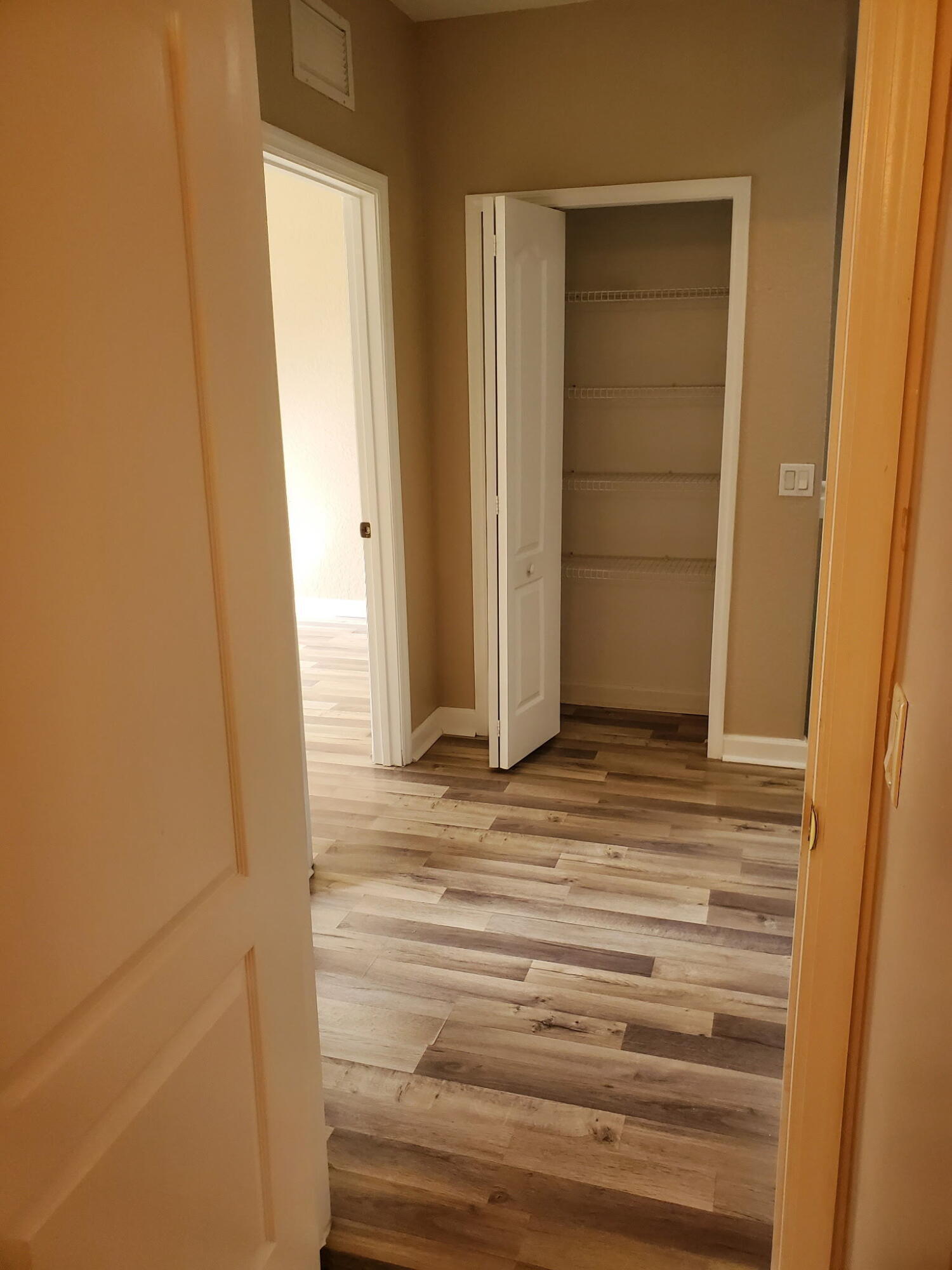 SHOMA VILLAS III AT ROYAL PALM CONDOI - Residential Lease